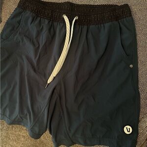 Vuori Mens Kore Short blue Gym Board Shorts Drawstring M Like new.